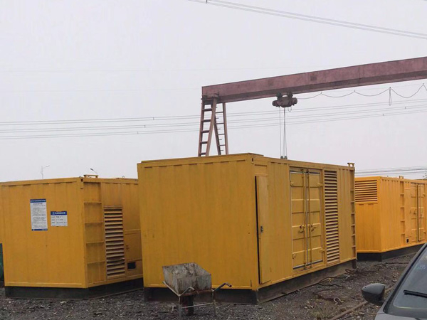 湛江100kw柴油发电机组每小时油耗？